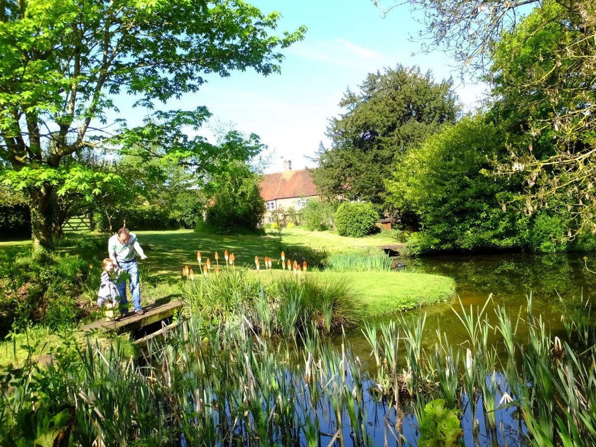 Hollow Meadow House Priors Marston Esterno foto